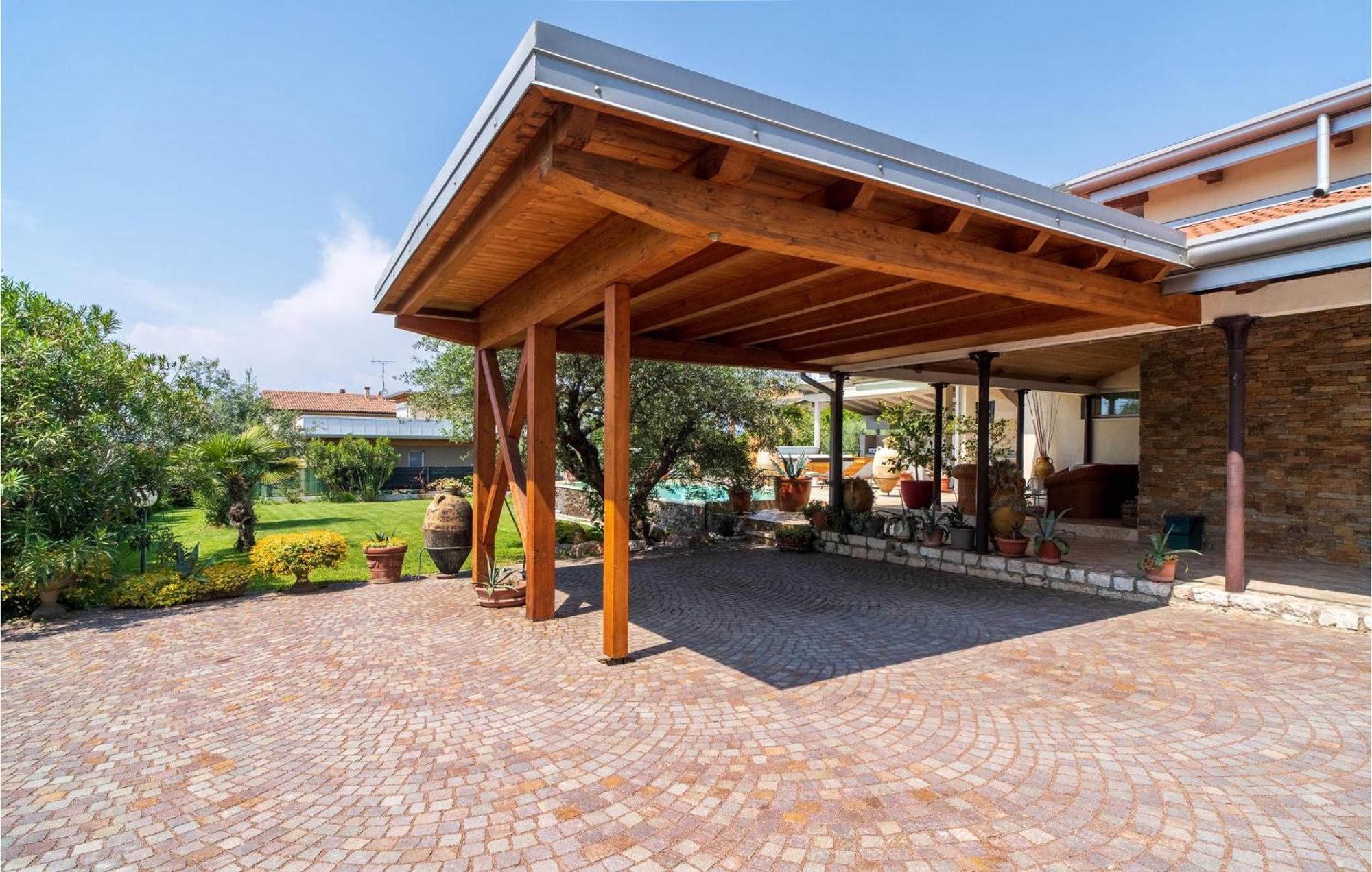 3 Bedroom Nice Home In Lazise Vr Екстериор снимка
